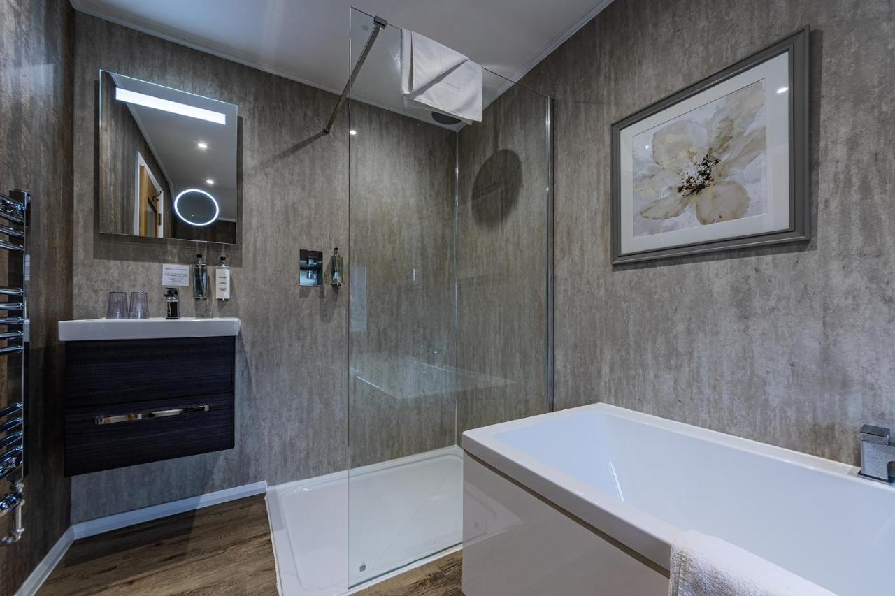 Hotel Crossways Wells Zewnętrze zdjęcie