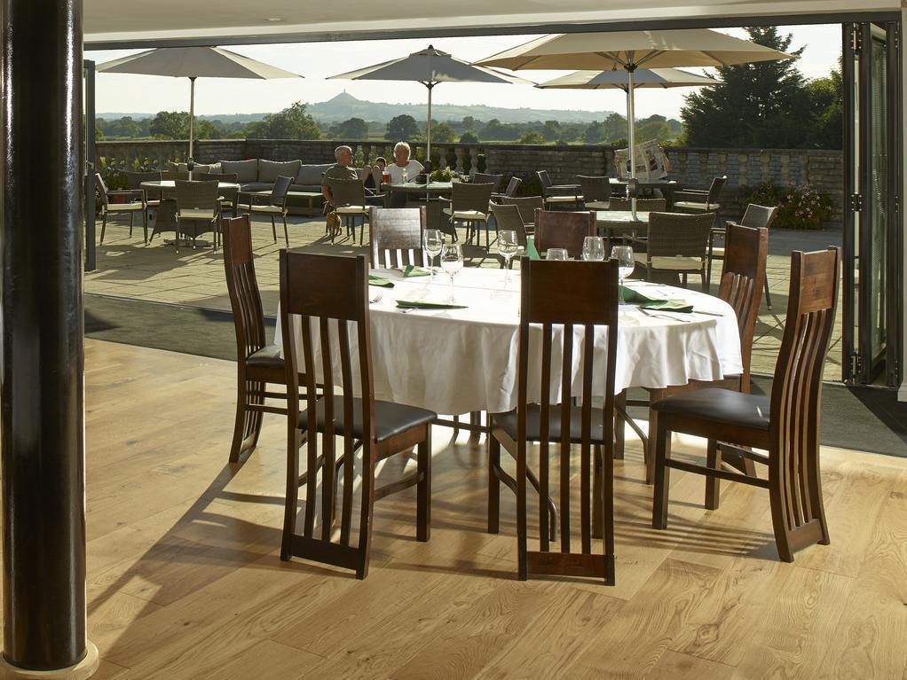 Hotel Crossways Wells Zewnętrze zdjęcie The restaurant at the River Café